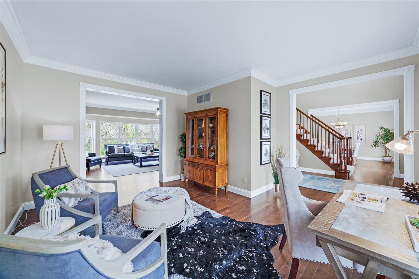 606 Castle Ridge Drive Ballwin, MO 63021 - Photo 4 of 66 Gallery Image 4