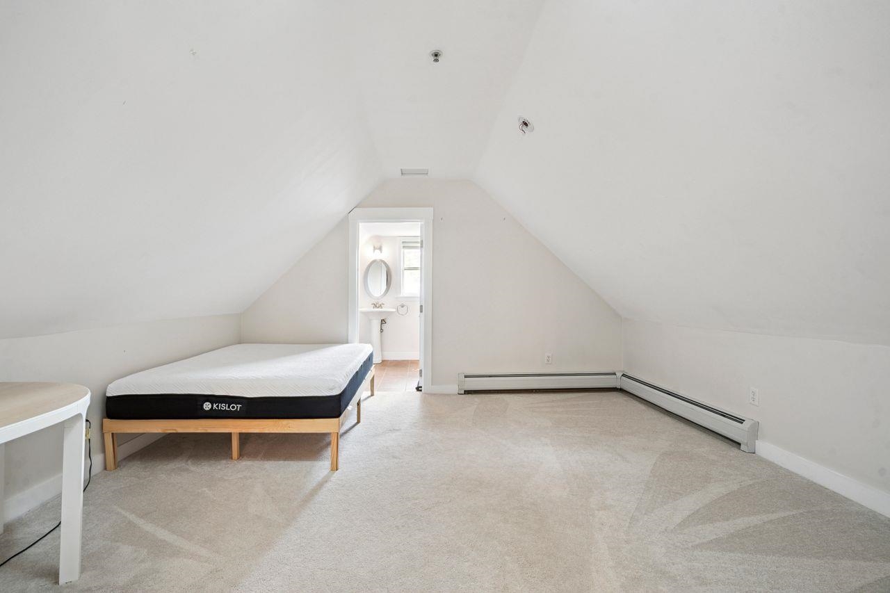 34 Floral Avenue, Unit 5 Dover, NH 03820 - Photo 13 of 19