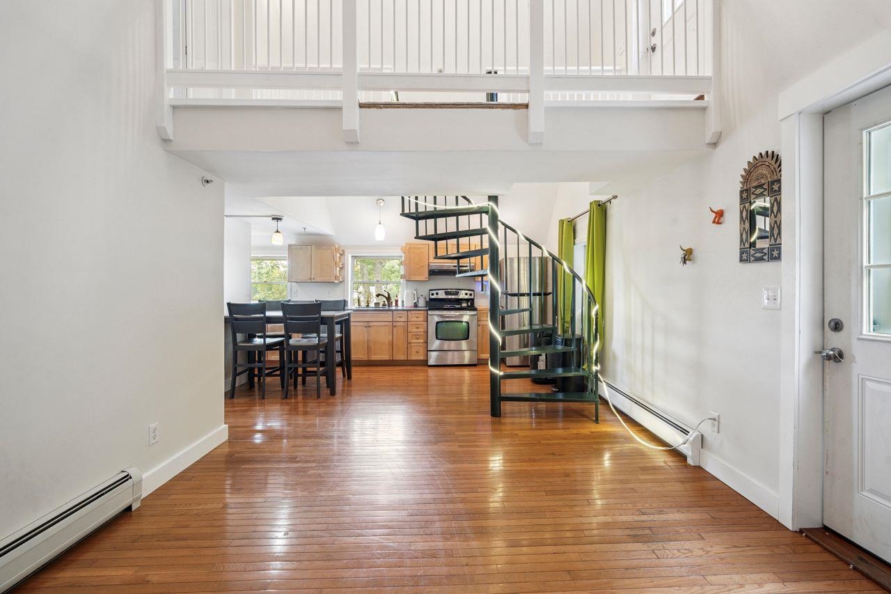 34 Floral Avenue, Unit 5 Dover, NH 03820 - Photo 6 of 19