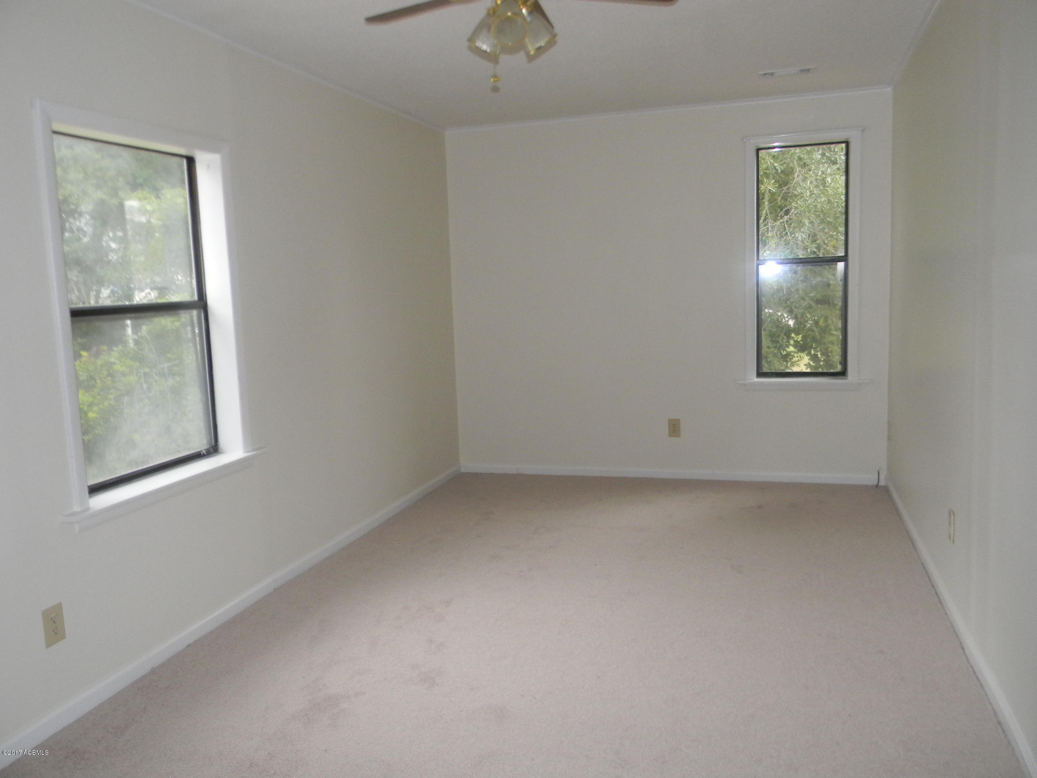 804 3rd Street West Hampton, SC 29924 - Photo 7 of 14 804 Third St Hampton SC 010