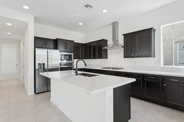 $3,600 | 26423 North 23rd Avenue, Phoenix, AZ 85085