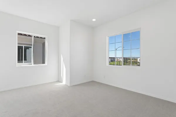 $3,600 | 26423 North 23rd Avenue, Phoenix, AZ 85085