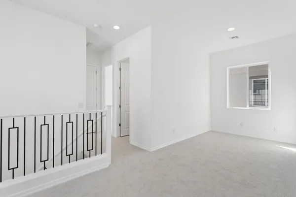 $3,600 | 26423 North 23rd Avenue, Phoenix, AZ 85085