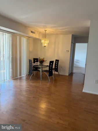 $1,750 | 7352 Lee Highway, Unit 201, Falls Church, VA 22046