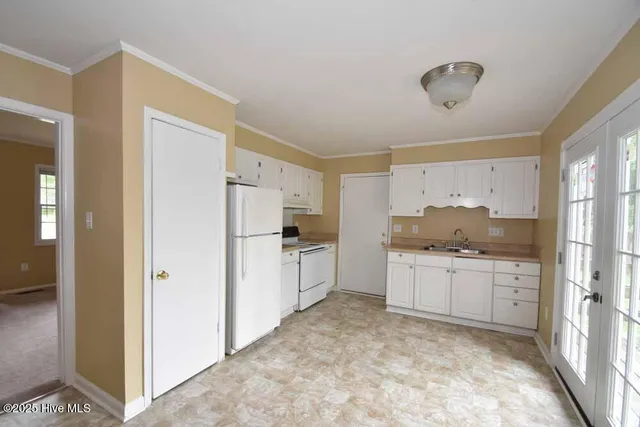 $1,150 | 721 Second Street, Ayden, NC 28513