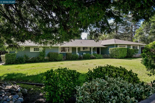 $2,595,000 | 101 Camino Amigo Court, Danville, CA 94526