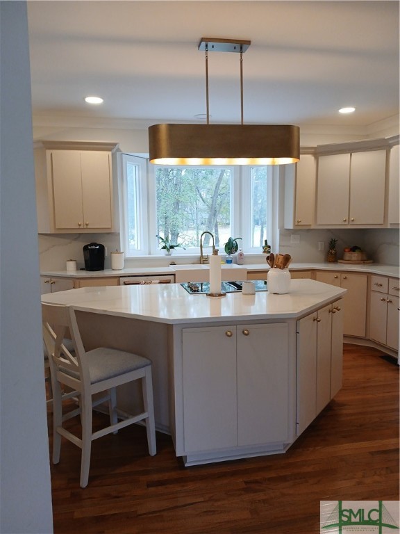 107 Wedgefield Crossing Savannah, GA 31405 - Photo 16 of 40 Kitchen island