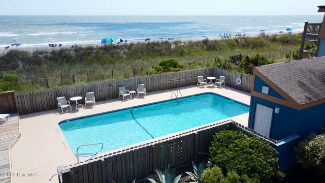 $599,999 | 275 West First Street, Unit 1E, Ocean Isle Beach, NC 28469