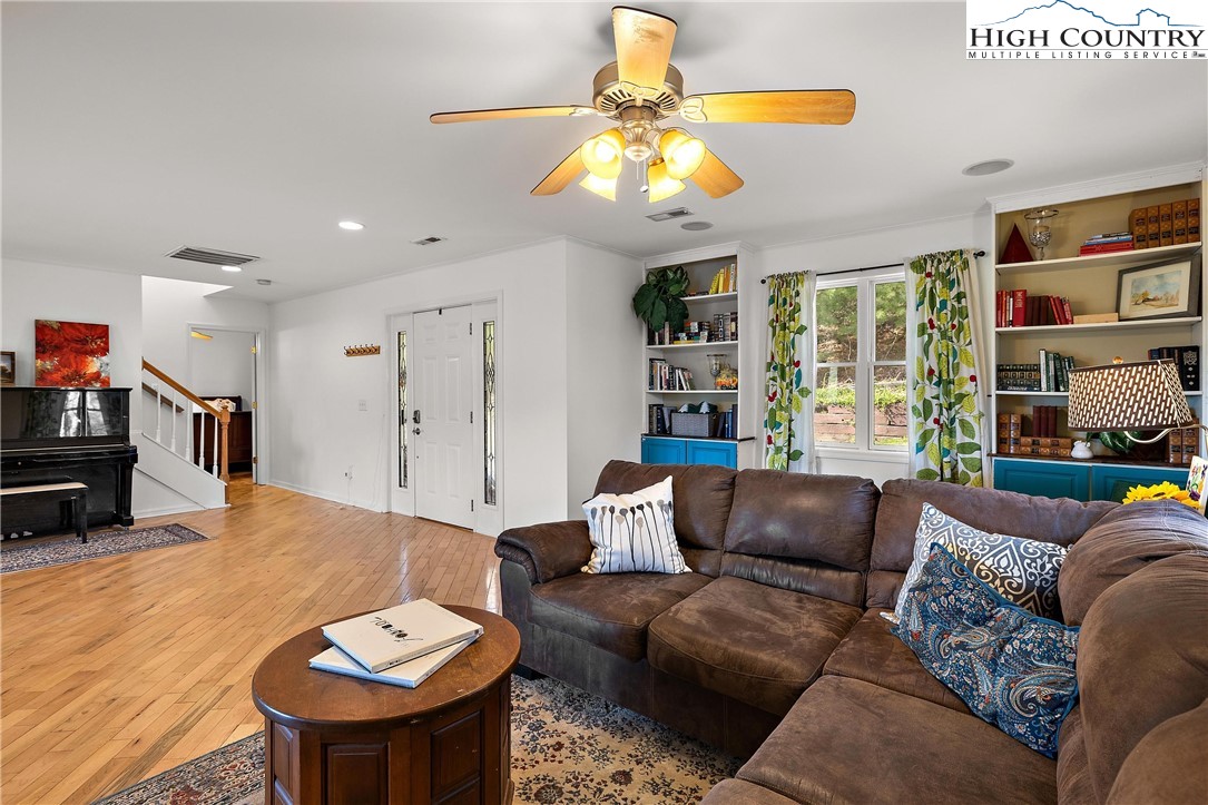 318 Maplewood Circle Boone, NC 28607 - Photo 10 of 34 Gallery Image 10