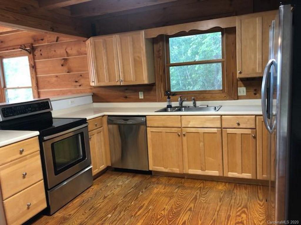 2 Arbor Road Swannanoa, NC 28778 - Photo 9 of 41 Gallery Image 9