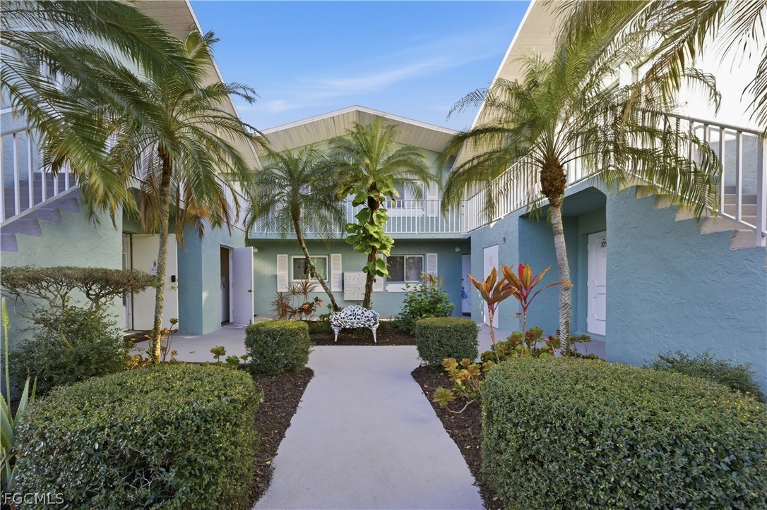 8109 Country Road, Unit 206 Fort Myers, FL 33919 - Photo 2 of 22