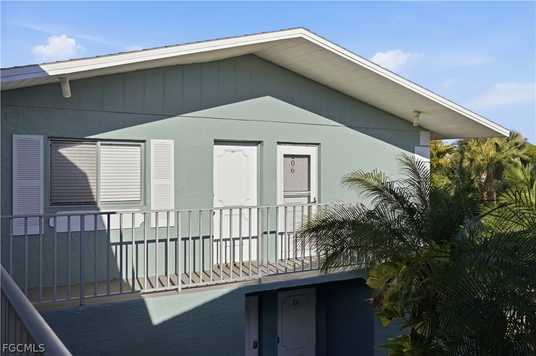 8109 Country Road, Unit 206 Fort Myers, FL 33919 - Photo 4 of 22