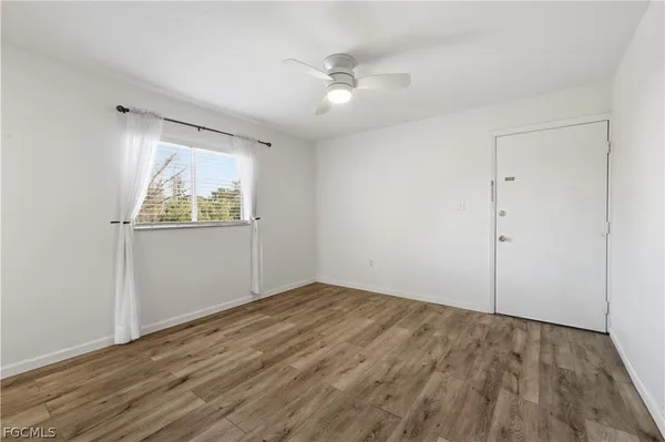 $1,300 | 8109 Country Road, Unit 206, Fort Myers, FL 33919