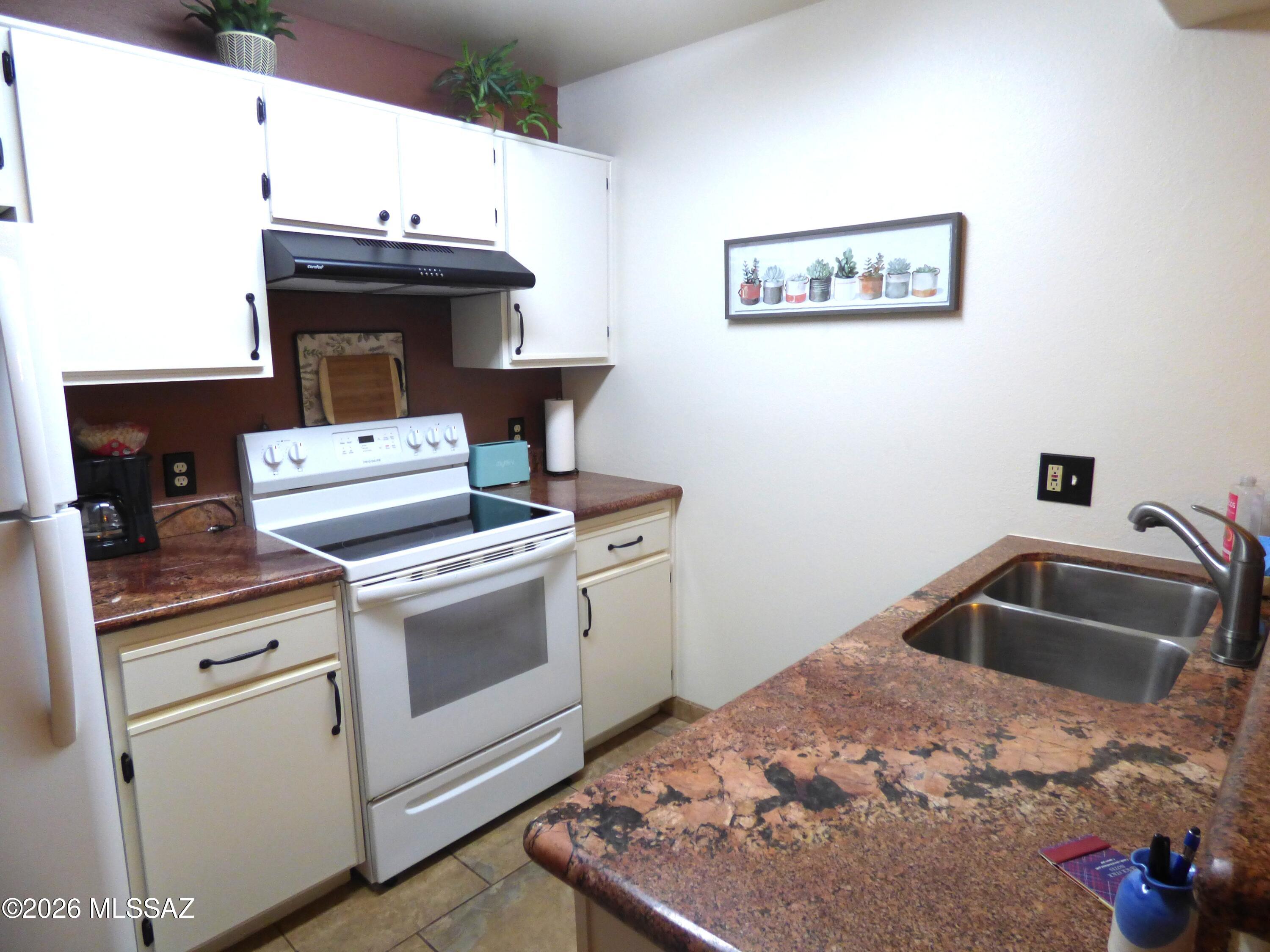5751 North Kolb Road, Unit 5208 Tucson, AZ 85750 - Photo 9 of 20