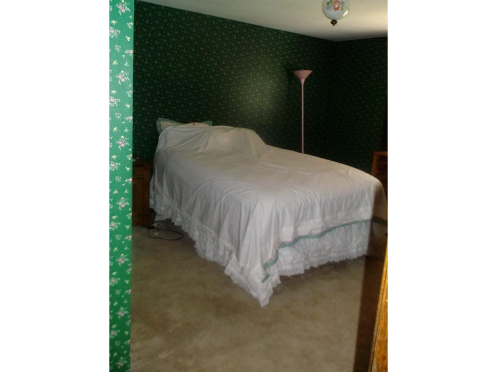9 Hemlock Street Rochester, NH 03867 - Photo 14 of 17