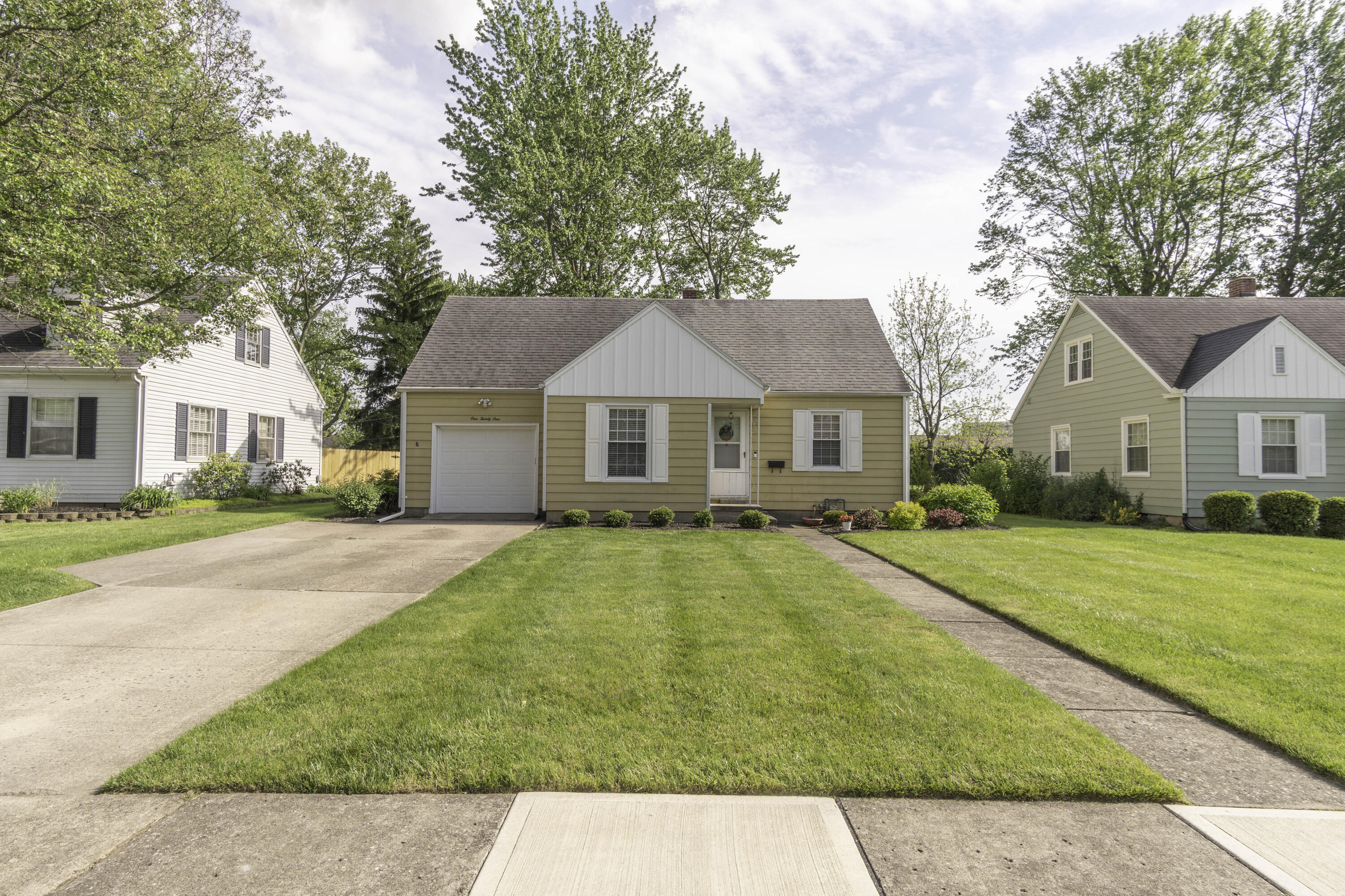 121 Ruth Street Sidney, OH 45365 - Photo 1 of 30 Gallery Image 1