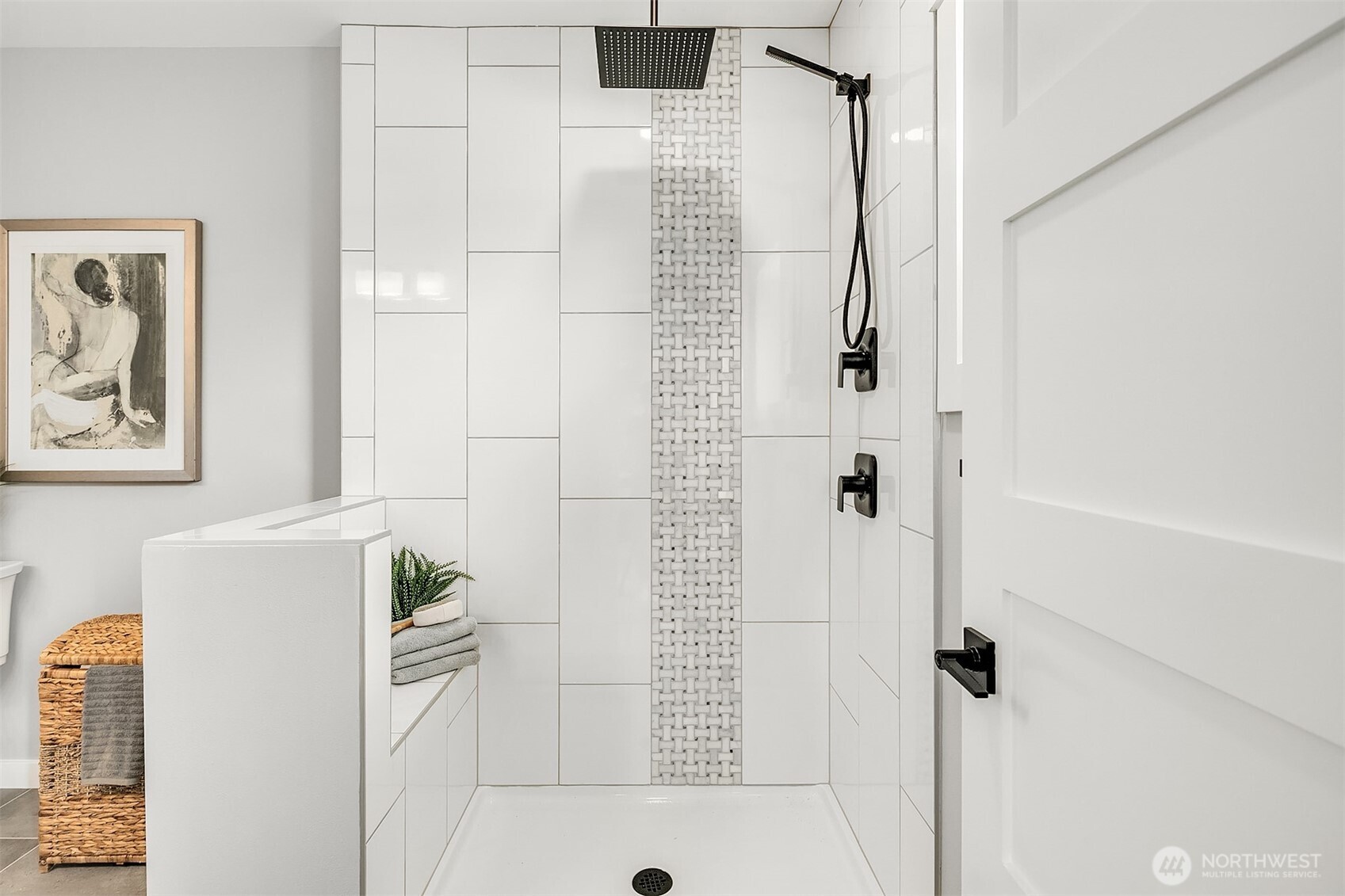 7528 215th Street Southwest, Unit 101 Edmonds, WA 98026 - Photo 18 of 29 a bathroom with a shower