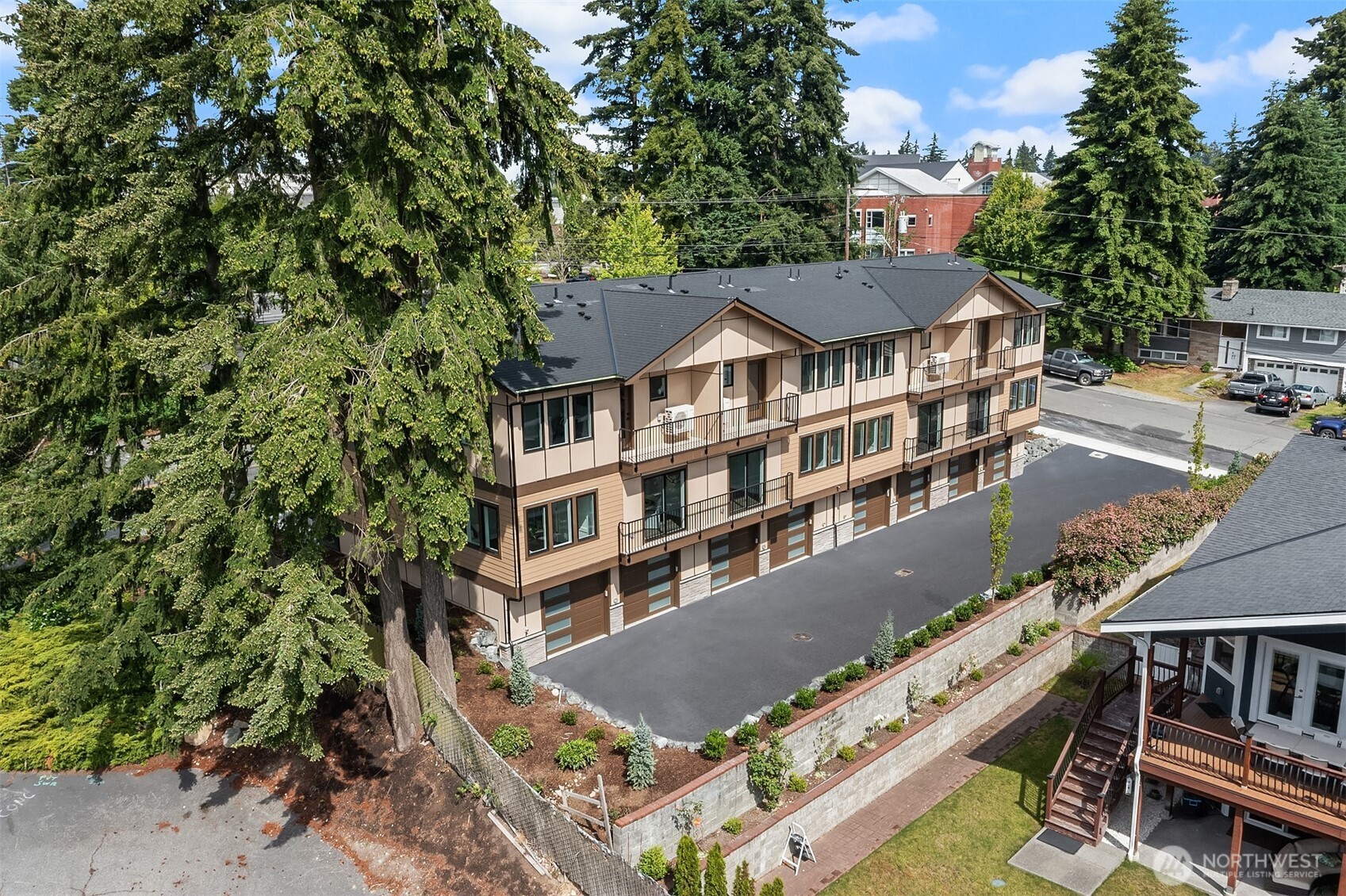7528 215th Street Southwest, Unit 101 Edmonds, WA 98026 - Photo 27 of 29 an aerial view of a house