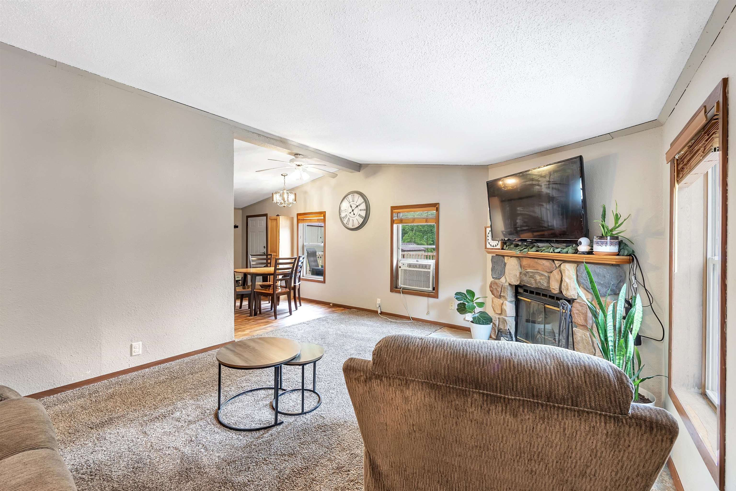 13118 Zander Road Denmark, WI 54208 - Photo 5 of 38