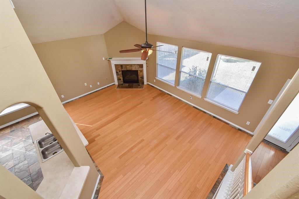 2811 Little Spring Circle Spring, TX 77373 - Photo 3 of 17