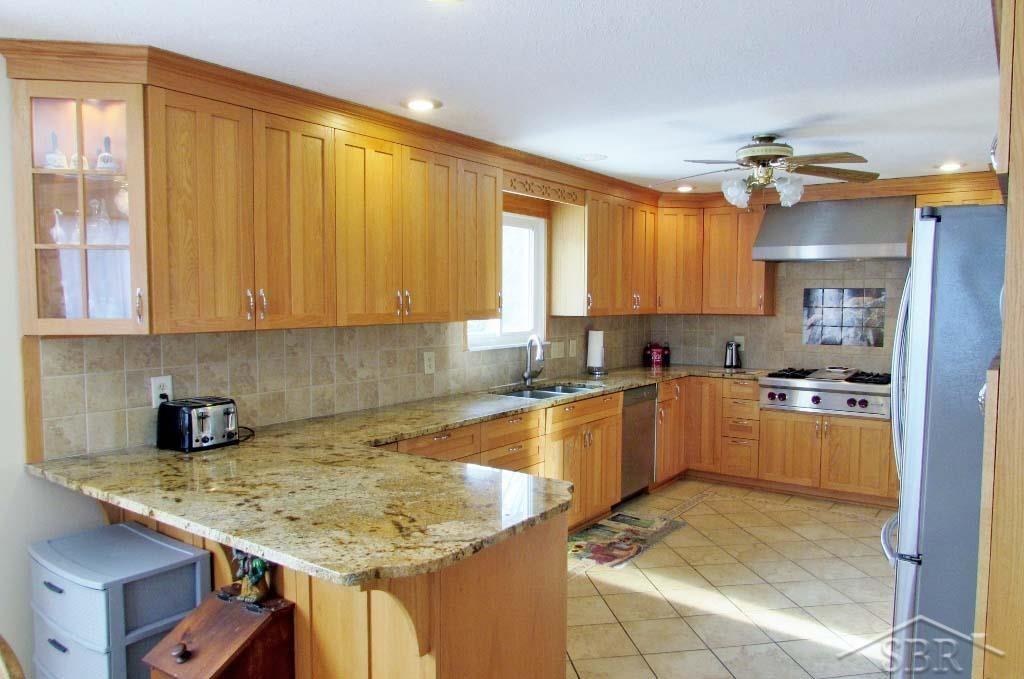 2743 North Stark Road Midland, MI 48642 - Photo 14 of 46 50062567-13.JPG