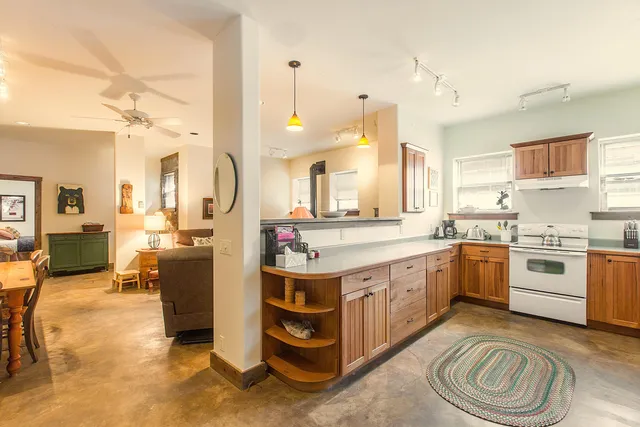 $2,400,000 | 115 7th Avenue, Ouray, CO 81427