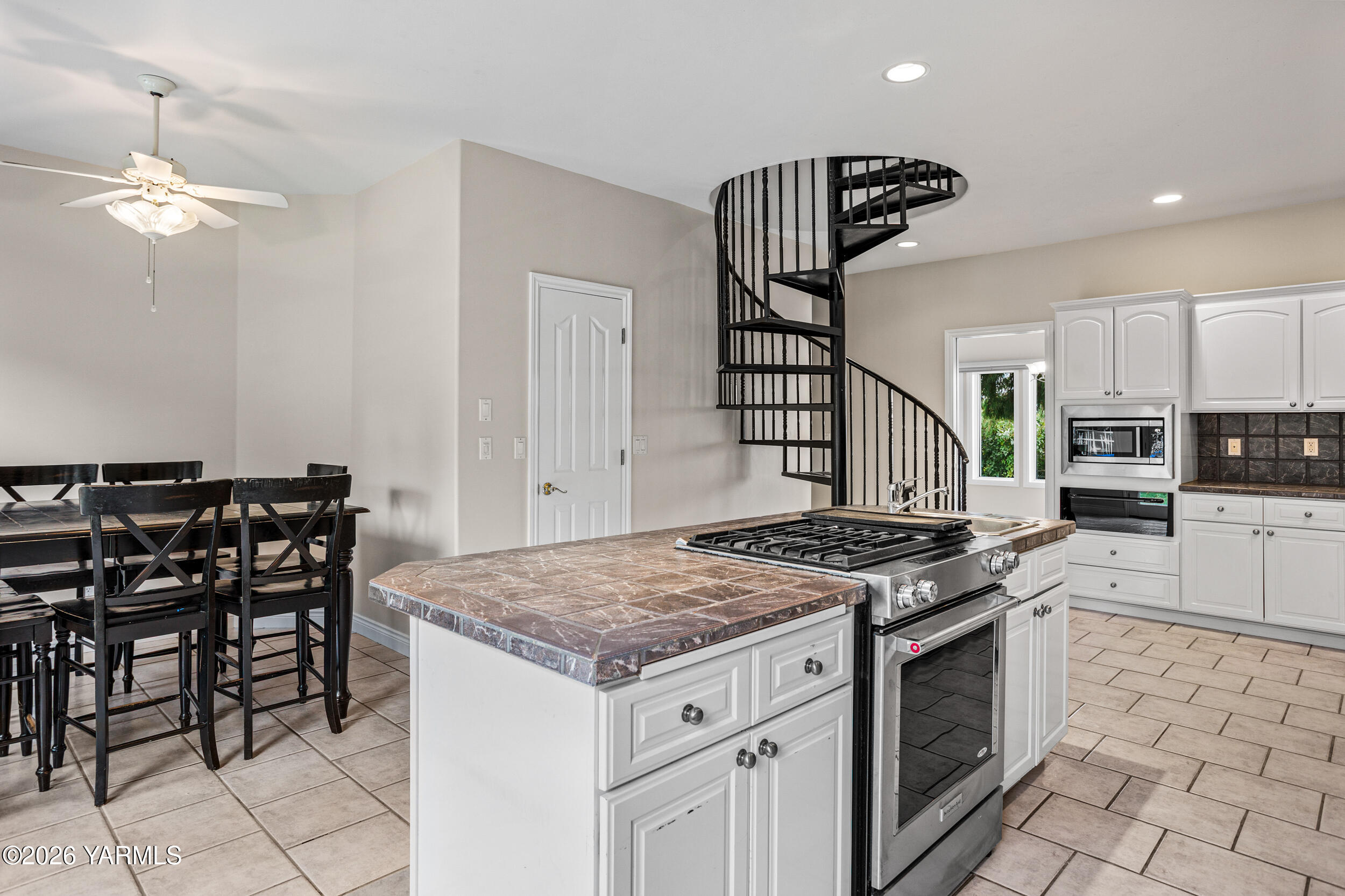 14801 Summitview Ext Road Yakima, WA 98908 - Photo 19 of 77 14801SVExt_23