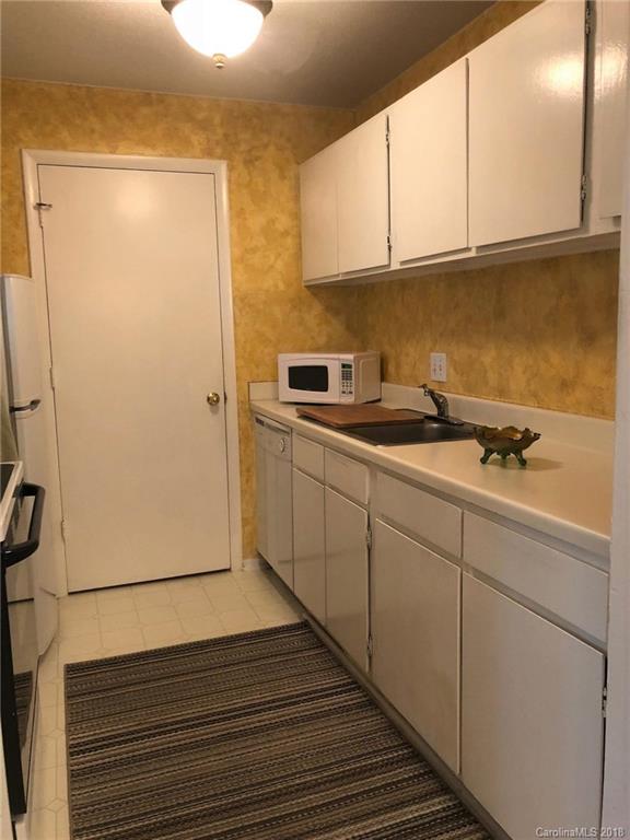 5024 Sardis Road, Unit H Charlotte, NC 28270 - Photo 5 of 11 Gallery Image 5