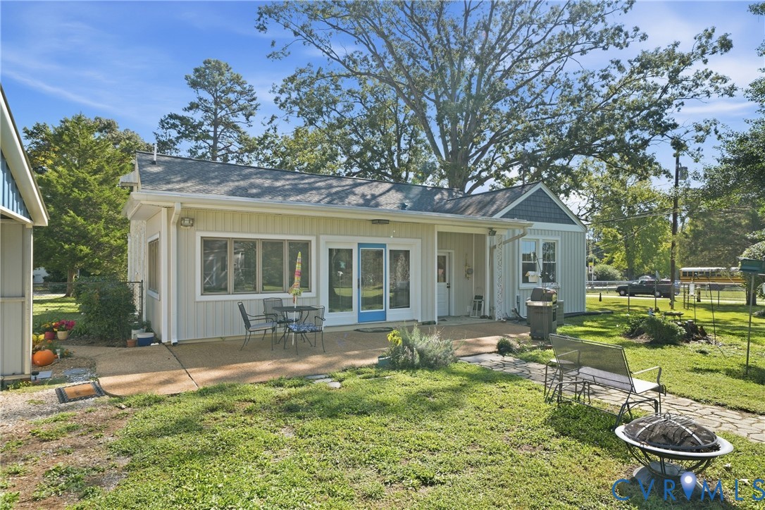 2406 McRae Road Richmond, VA 23235 - Photo 27 of 40 The back patio creates an inviting setting for mor