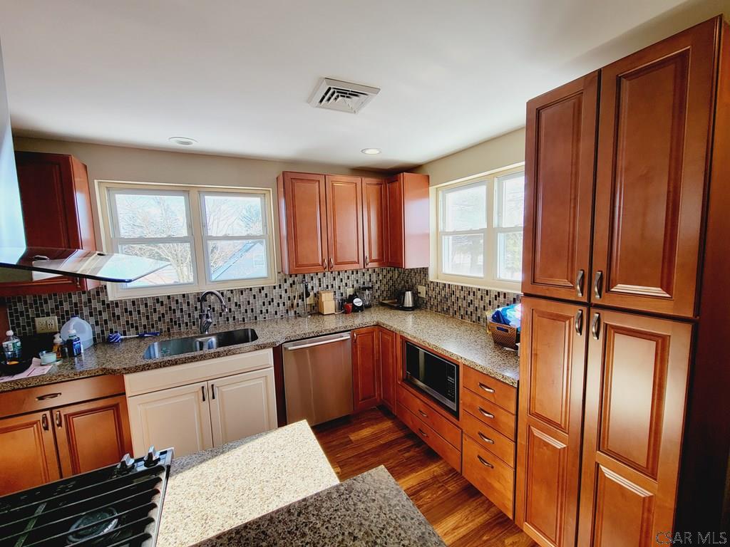 437 South Clearfield Street Johnstown, PA 15905 - Photo 10 of 15