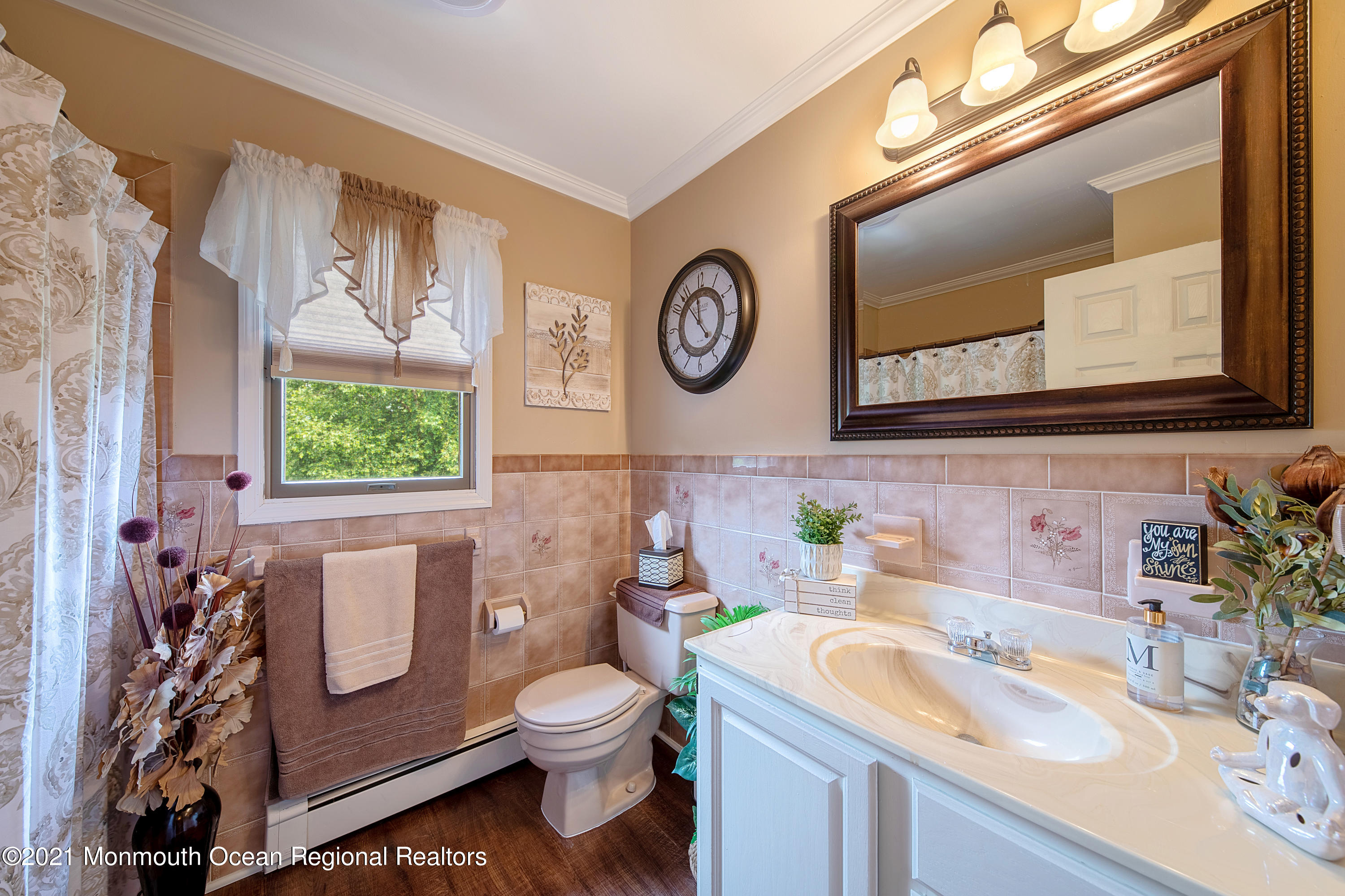 292 Bartley Road Jackson, NJ 08527 - Photo 20 of 28 MAIN BATH