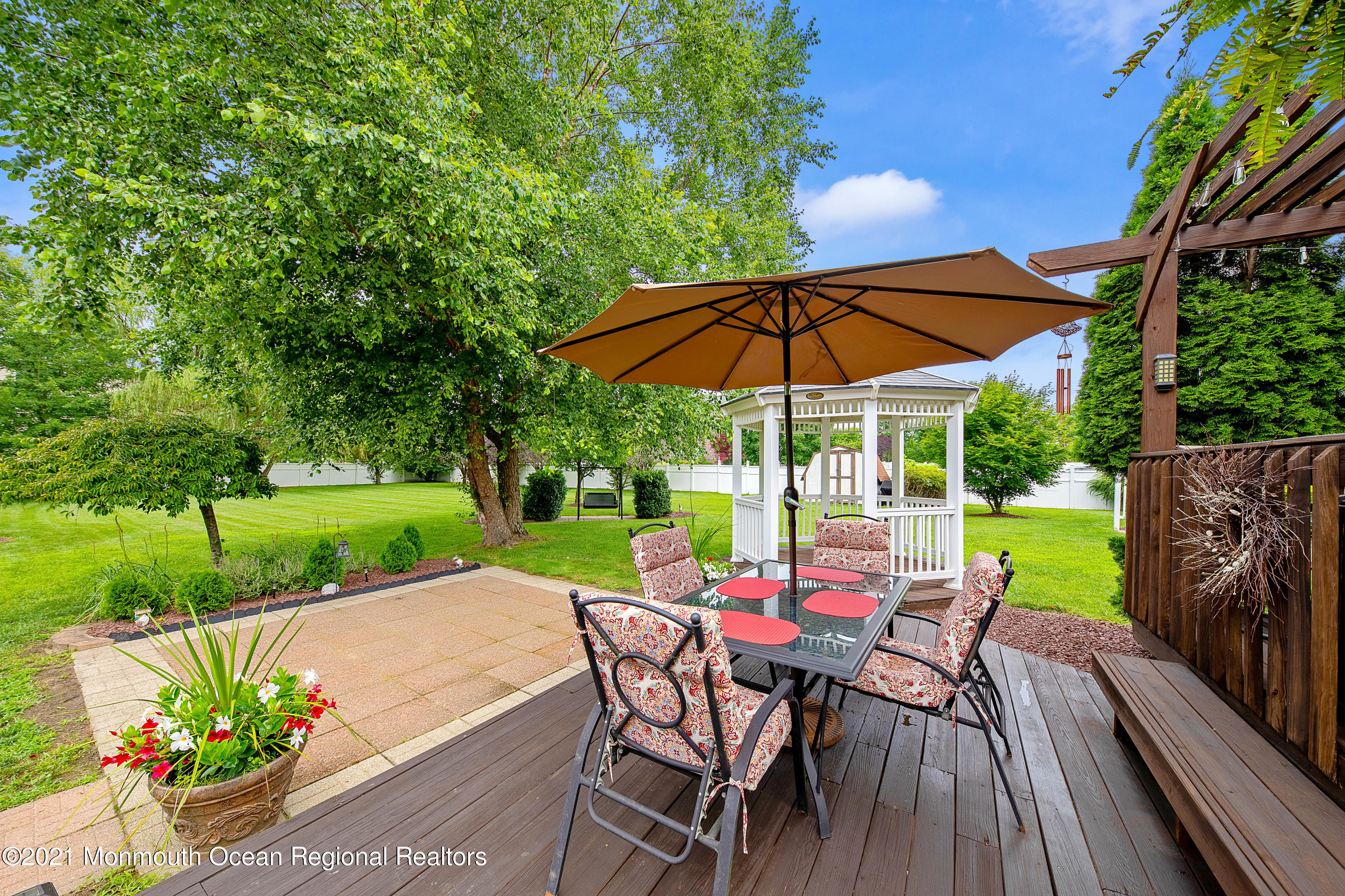 292 Bartley Road Jackson, NJ 08527 - Photo 22 of 28 DECK