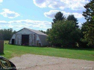 9295 Swaffer Road Vassar, MI 48768 - Photo 5 of 5 Barn