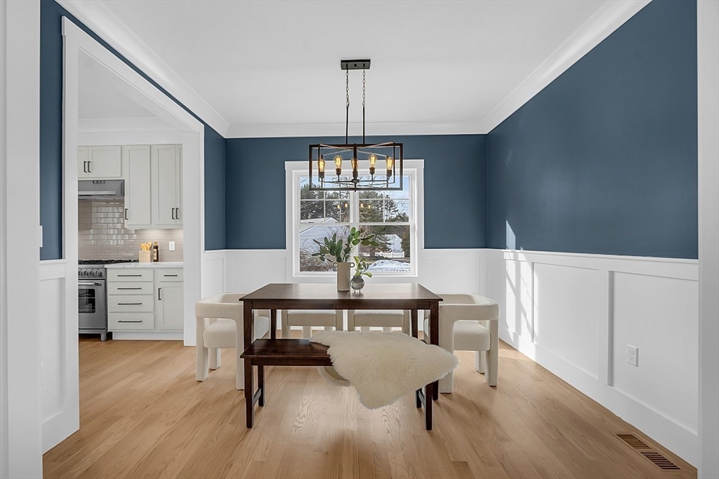 84 Page Road Bedford, MA 01730 - Photo 8 of 42 Gallery Image 8