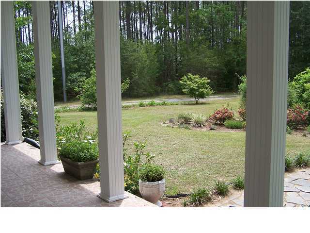 835 Melton Road Baker, FL 32531 - Photo 5 of 25