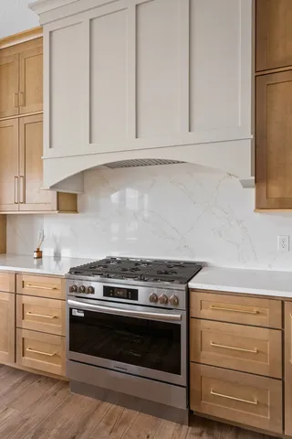 $865,000 | 6638 Pelican Street, Bettendorf, IA 52722