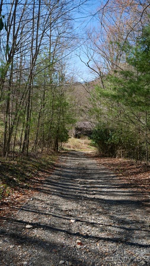 91 Pound Mill Road Marshall, NC 28753 - Photo 16 of 28 Gallery Image 16