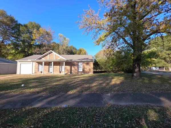 $110,000 | 936 Chesterton Drive, Memphis, TN 38127