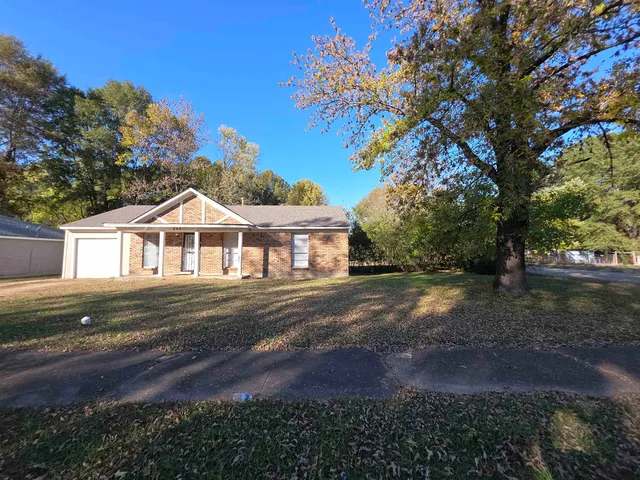 $125,000 | 936 Chesterton Drive, Memphis, TN 38127