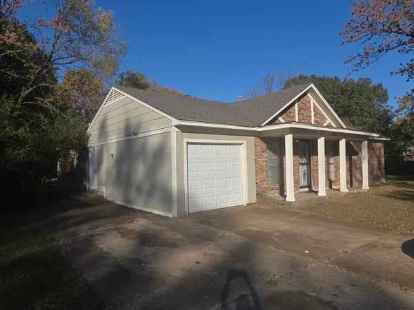 $110,000 | 936 Chesterton Drive, Memphis, TN 38127