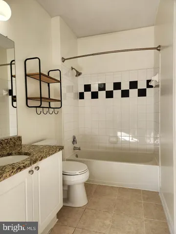 $2,600 | 9490 Virginia Center Boulevard, Unit 340, Vienna, VA 22181