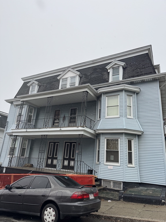 118 Locust Street, Unit 2W Fall River, MA 02720 - Photo 2 of 9