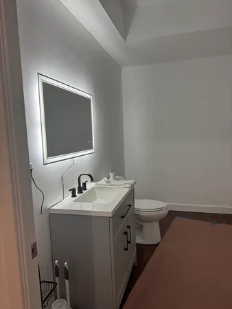 $2,000 | 118 Locust Street, Unit 2W, Fall River, MA 02720