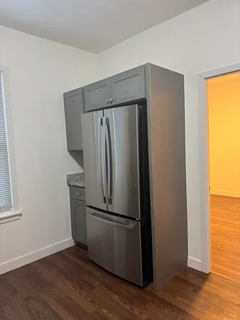 $2,000 | 118 Locust Street, Unit 2W, Fall River, MA 02720