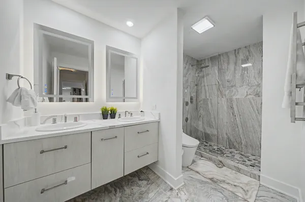 $429,000 | 4050 Dundee Road, Unit 209, Northbrook, IL 60062