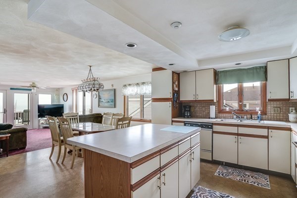 59 Atlantic Avenue, Unit 4 Salisbury, MA 01952 - Photo 7 of 37