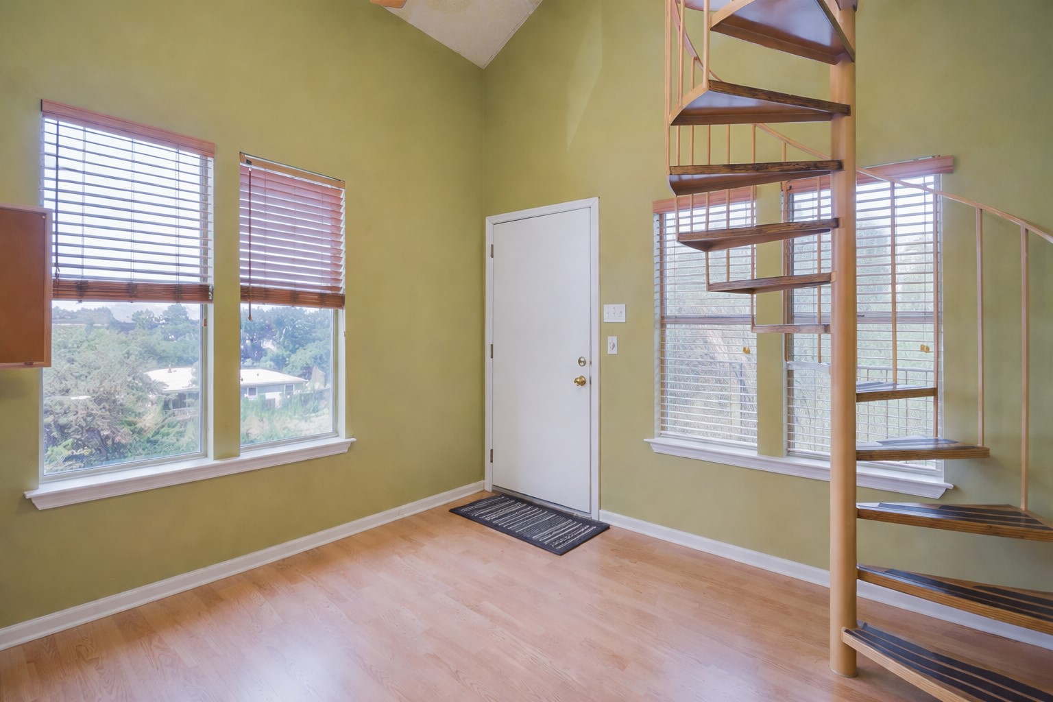 3115 Tom Green Street, Unit 404 Austin, TX 78705 - Photo 4 of 19