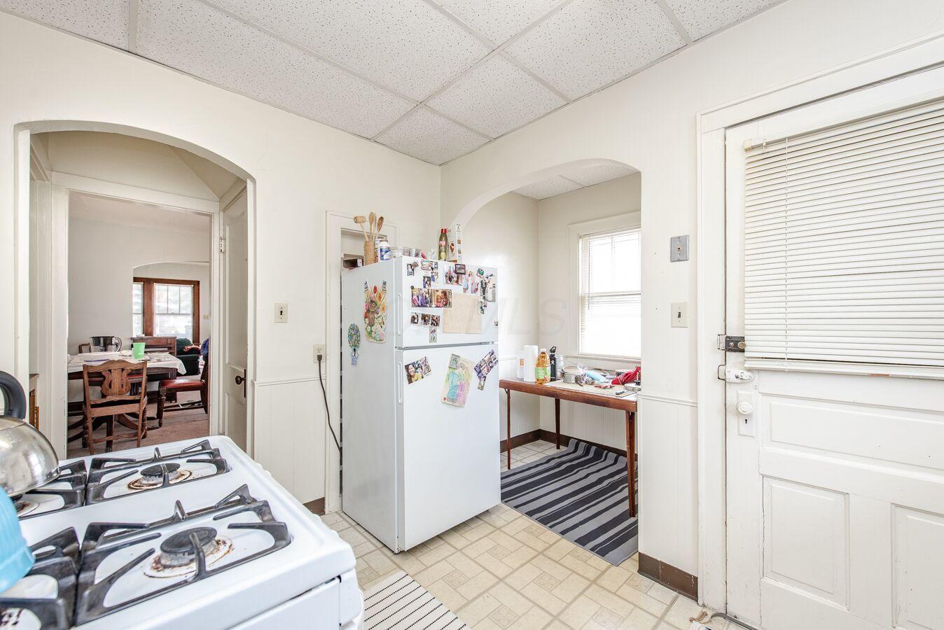 907 Thomas Road, Unit 9 Columbus, OH 43212 - Photo 9 of 28