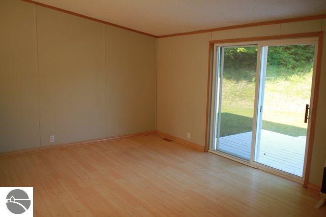 1512 Reynolds Road Interlochen, MI 49643 - Photo 11 of 15 1734683-10.JPG