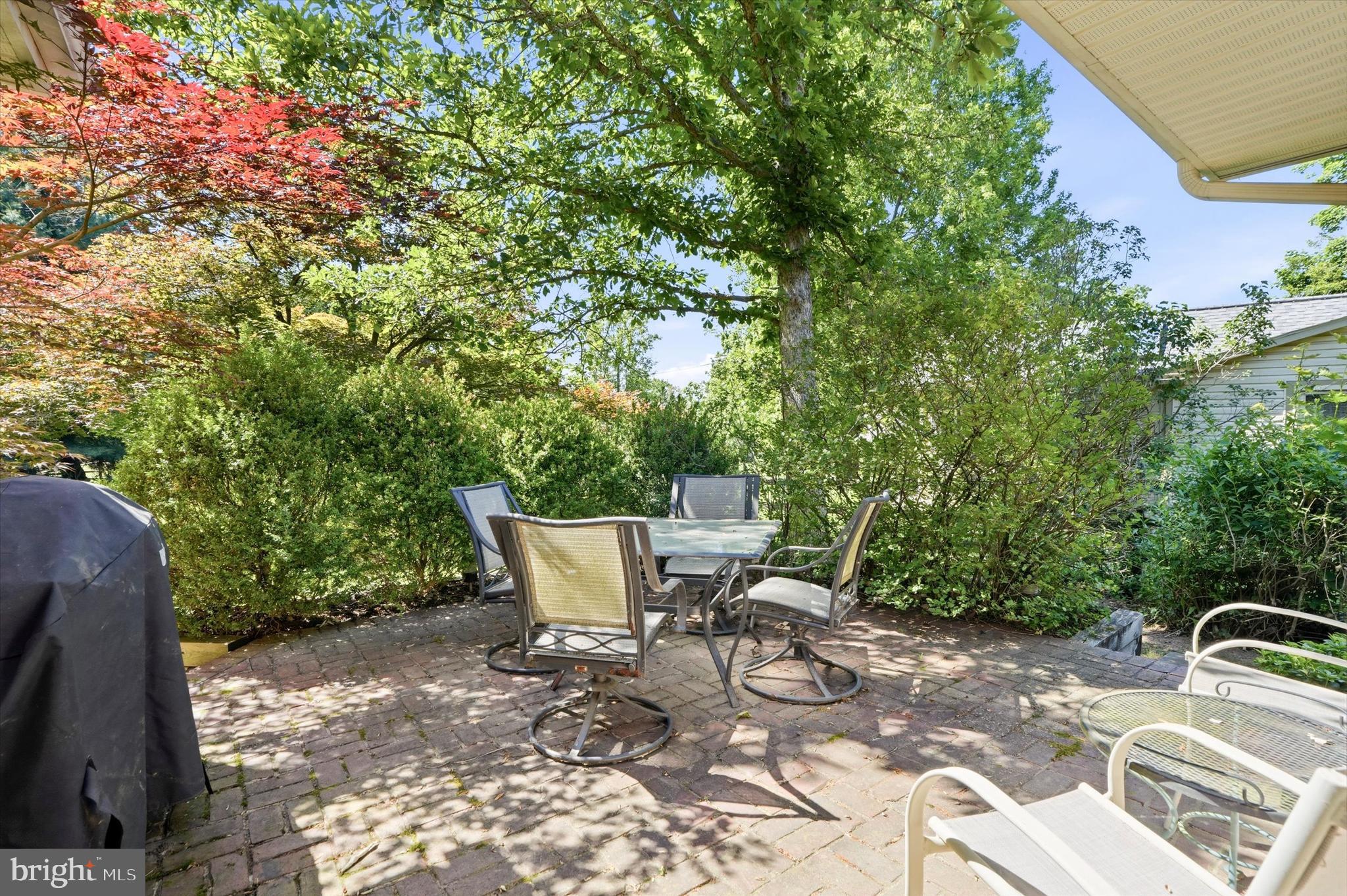 841 Ivy Road Ambler, PA 19002 - Photo 32 of 50 Patio